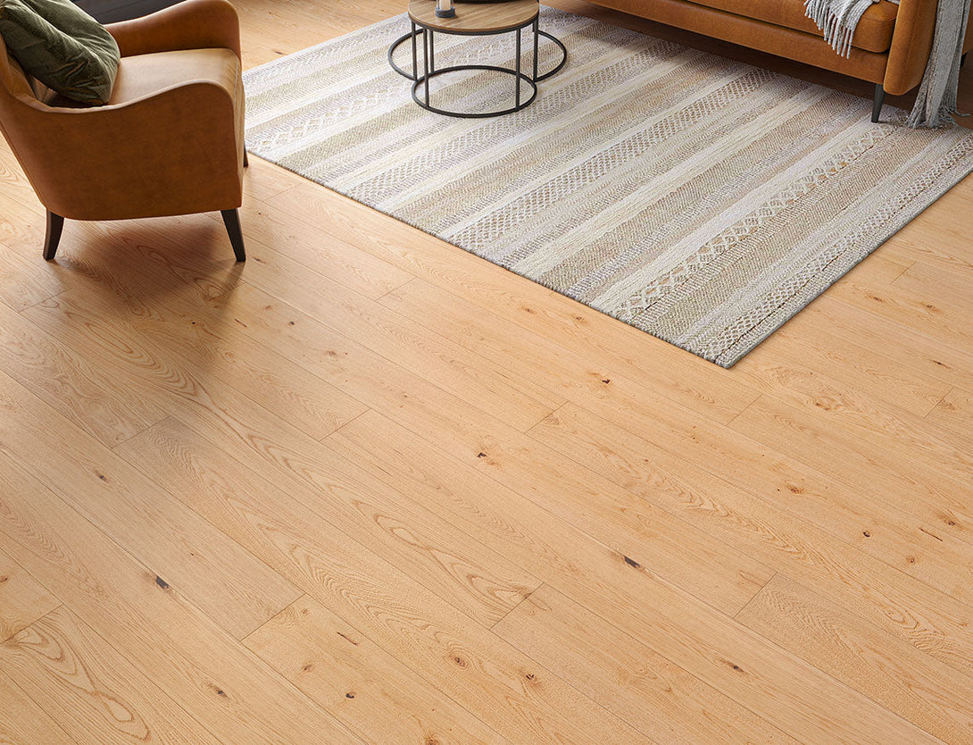 Belvedere Deluxe Straight Plank Engineered Wood Flooring - Polished Oak